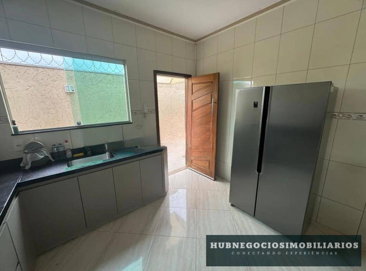 Casa à venda em Montes Claros, com 3 quartos, bairro Canelas Casa à venda em Montes Claros, com 3 quartos, bairro Canelas - Hub Gestão Imobiliária
