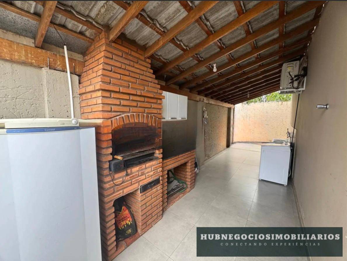 Casa à venda em Montes Claros, com 3 quartos, bairro Canelas Casa à venda em Montes Claros, com 3 quartos, bairro Canelas - Hub Gestão Imobiliária