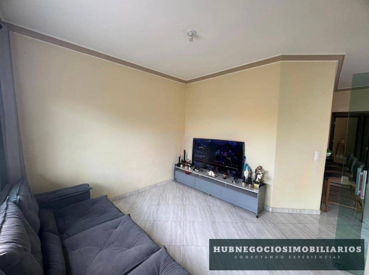 Casa à venda em Montes Claros, com 3 quartos, bairro Canelas Casa à venda em Montes Claros, com 3 quartos, bairro Canelas - Hub Gestão Imobiliária