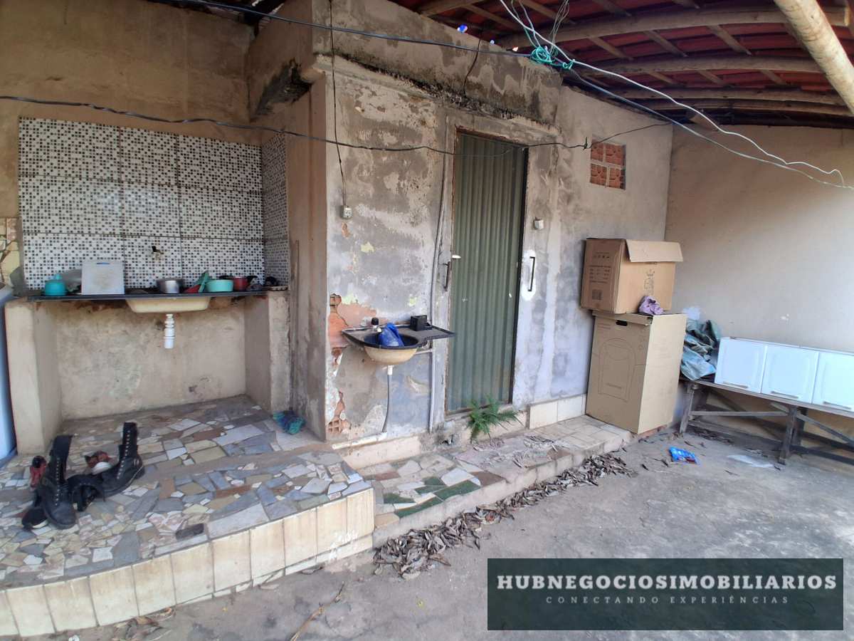 Casa de 2 quartos, 150m² no bairro Santa Rita I, em Montes Claros | Eu Corretor