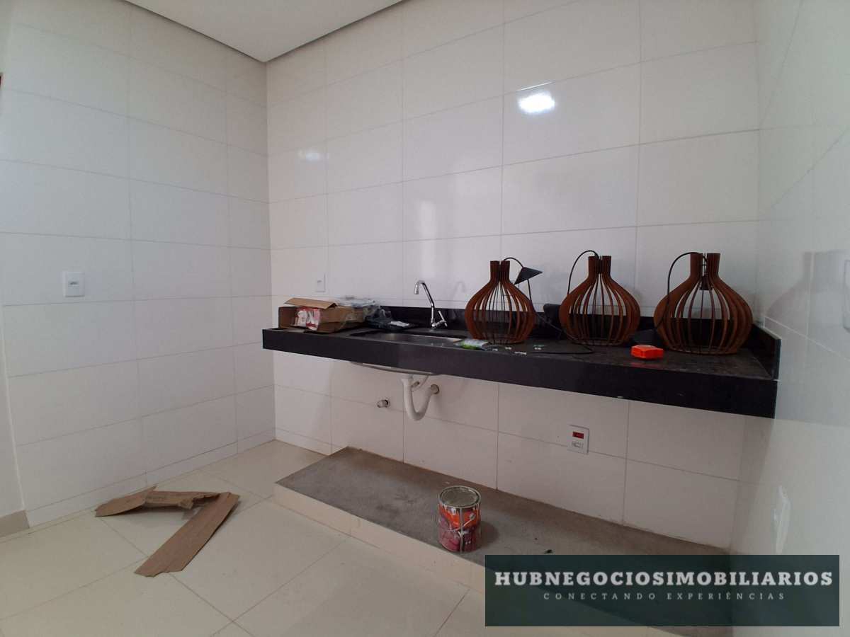 Casa à venda em Montes Claros, São Mateus, com 2 quartos, 140m² - Hub Gestão Imobiliária