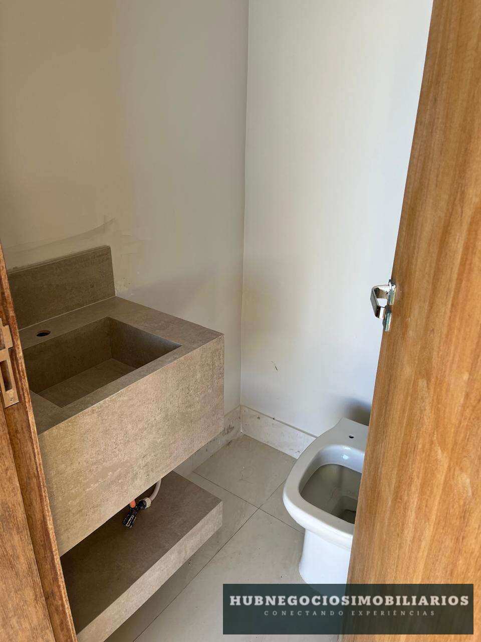 Cobertura de 4 quartos, 182m² no bairro Ibituruna, em Montes Claros | Eu Corretor