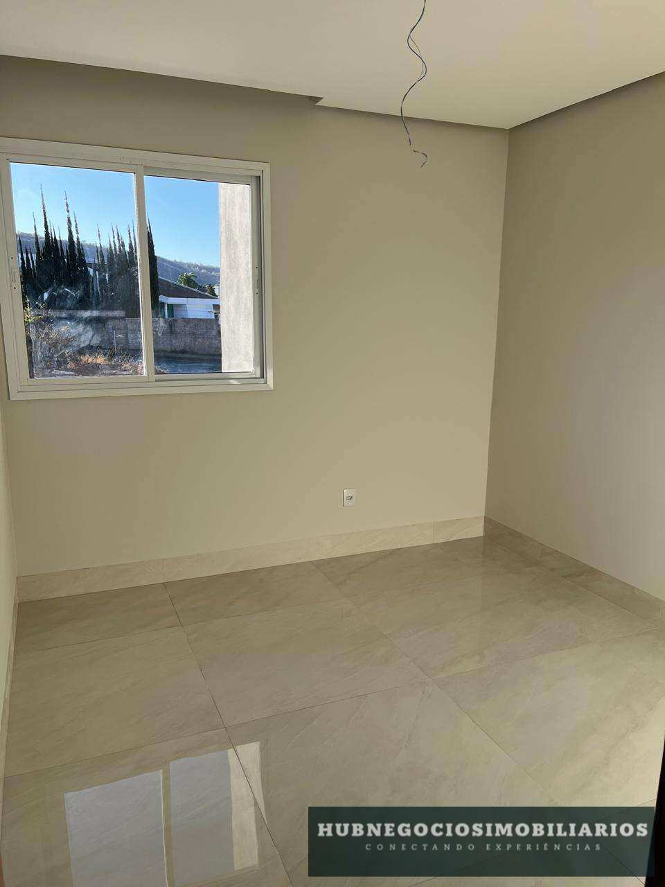 Cobertura de 4 quartos, 182m² no bairro Ibituruna, em Montes Claros | Eu Corretor